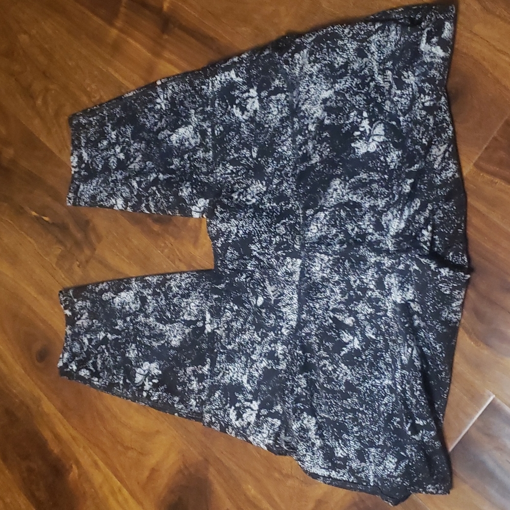 Lane Bryant Livi workout pants